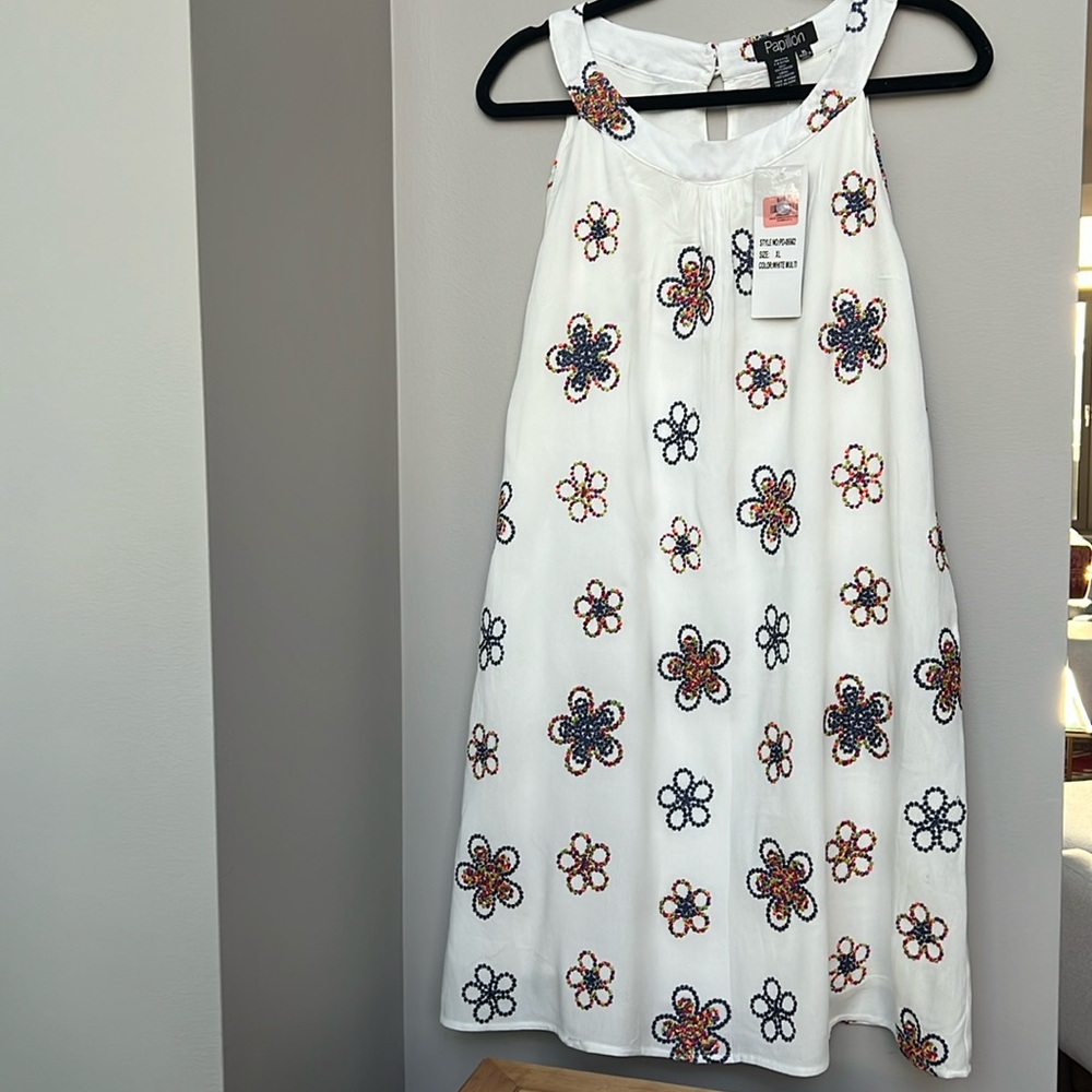 NWT PAPILLON embroidered summer dress, size XL